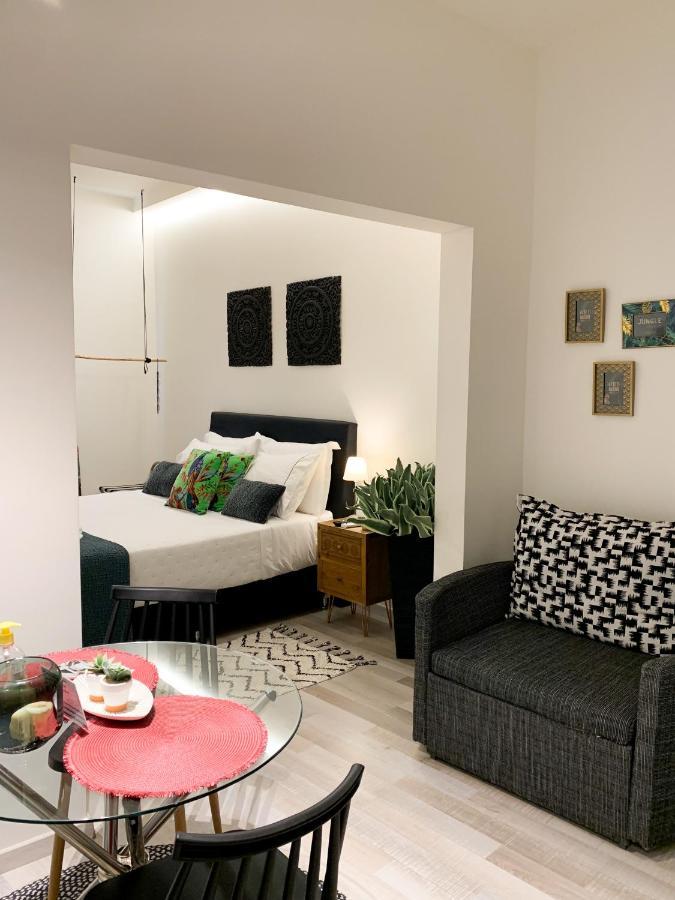 F.T.P Luxury Rooms Patras Extérieur photo