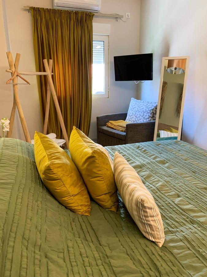 F.T.P Luxury Rooms Patras Extérieur photo
